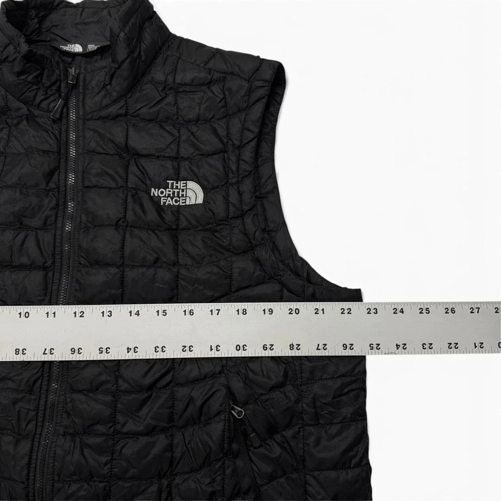 The North Face Thermoball Vest Mens Large Black Quilted Insulated NF00C940
